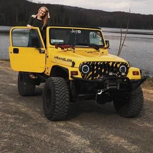 Meet your Posher, Jordyn